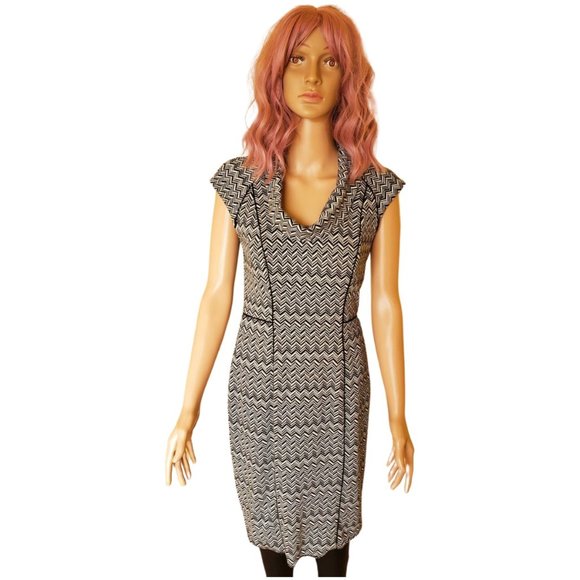 White House Black Market Chevron Sleeveless Fit & Flare Dress – Size 6 - Picture 2 of 10